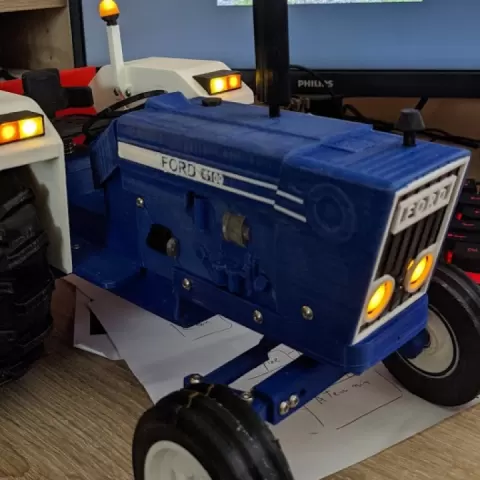 OPEN RC TRACTOR FORD 4100 by B Lec