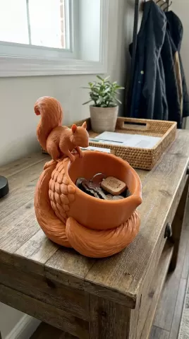 Squirrel Key Bowl STL | Woodland Entryway Catchall Organizer | Acorn Coin Dish 3D Printable Home Dec