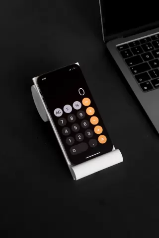 Hold the Phone stand