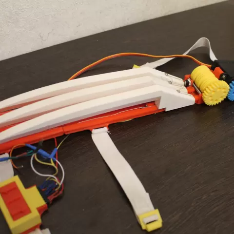 Retractable wolverine claws #TinkerMechanical by Niyaz