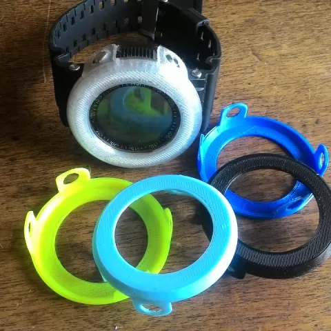 Colored skins/cover for your Newwear Q6 (Sportwatch) by Tiberio Frisina