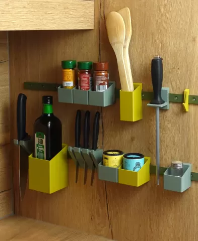Raily – modular wall organization