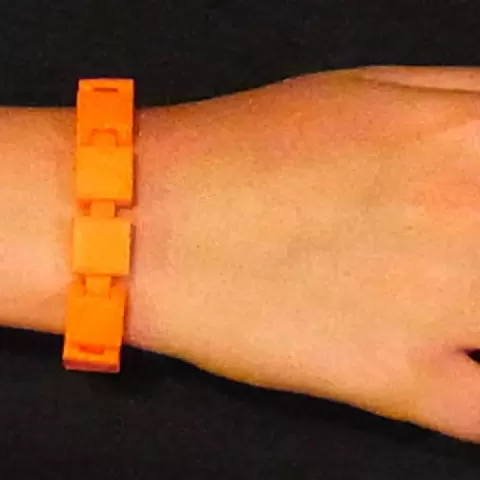 Customizable Bracelet - Choose your own colours, print then link together and wear!. by Muzz64