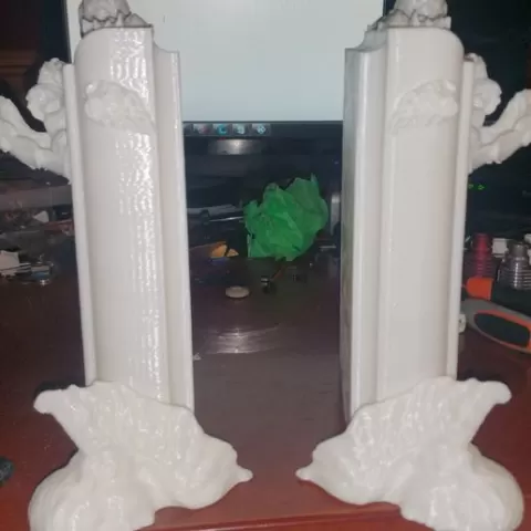 Book Ends or shelf Piece's