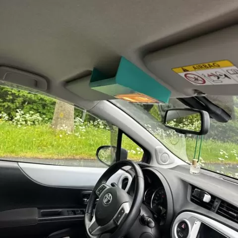 Yaris roof console