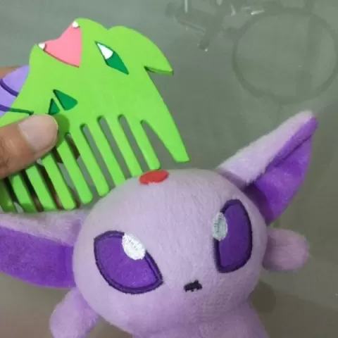 Tyranitar Comb by Julio Vazquez