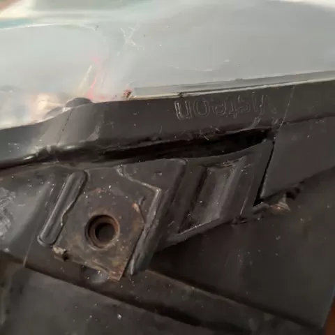 VW MK5 headlight repair tab