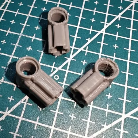 Lego cross connector