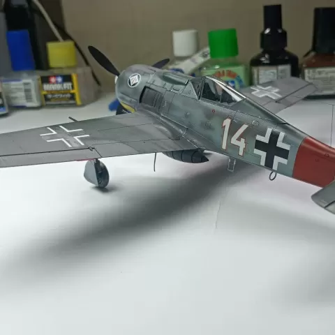 福克-沃尔夫 Fw-190战斗机 二战德国研制 高性能活塞式战斗机 - 混世模玩
