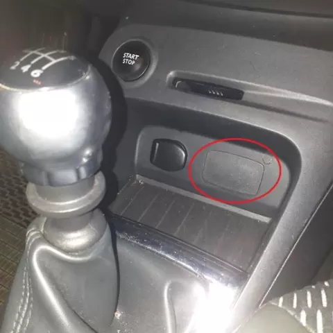 USB SD module cover Clio Captur