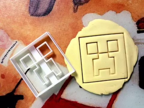 MineCraft Creeper Head Cookie Cutter by Decked Out Publishing
