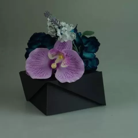 kitty vase by Holbrook Primary School