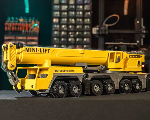 DIY RC Crane