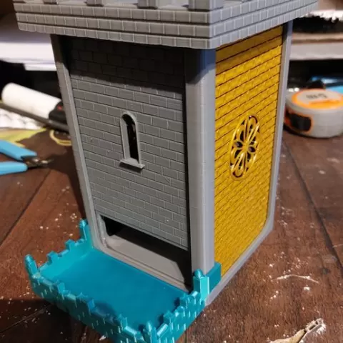 Dismountable dice tower