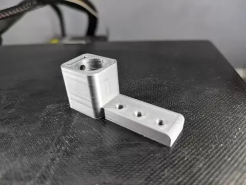 Pen_mount_bltouch_mount.stl
