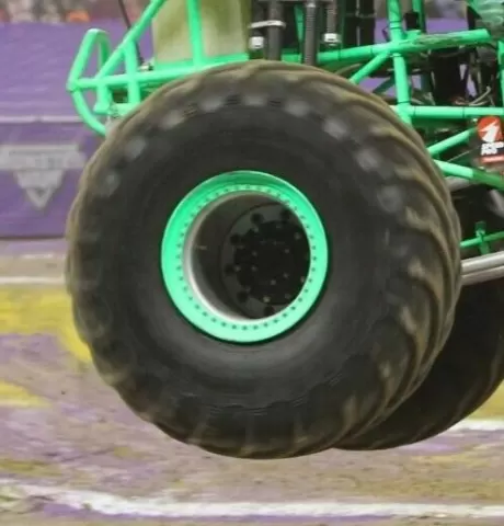 Axial SMT10 Beadlock wheels