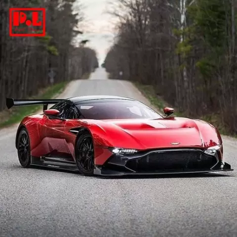 Aston Martin Vulcan (2015)