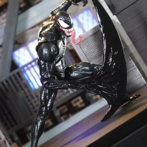 Marvel legends Venom Huge Blade accessory