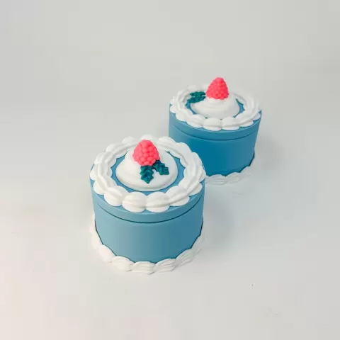 Berry Merry Cake Container - Jewelry Box and Gift Holder - Day 12/12 Holiday Desserts