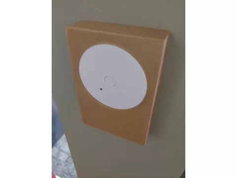 Motion Switch Cover with IKEA Ansluta Remote Holder