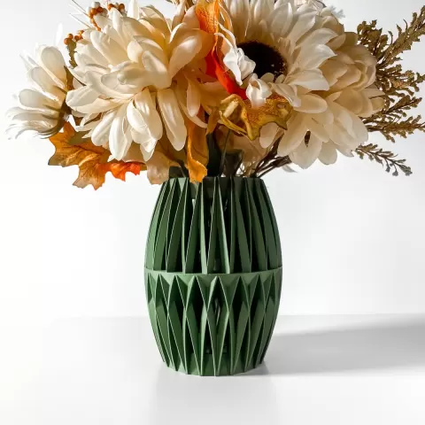 The Reni Vase, Modern and Unique Home Decor for Dried and Preserved Flower Arrangement