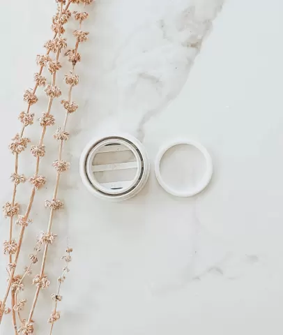 Basic Skinny Circle