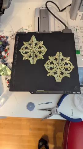 Arabesque 3d Slide Snowflake