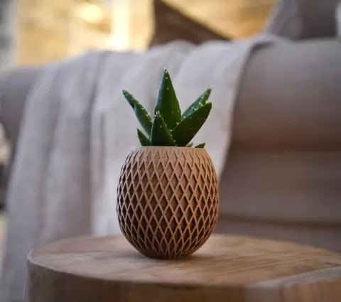 Pineapple Lattice Planter with Hidden Drip Tray