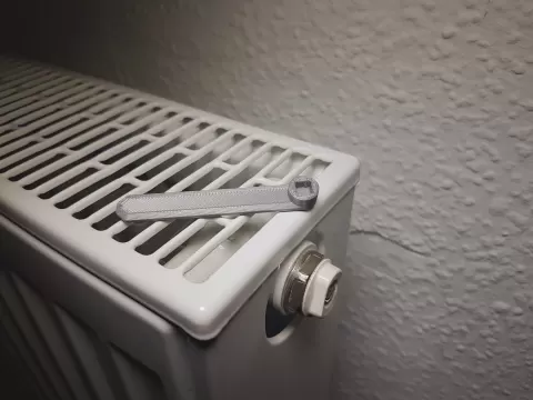 Thin Radiator Bleed Key