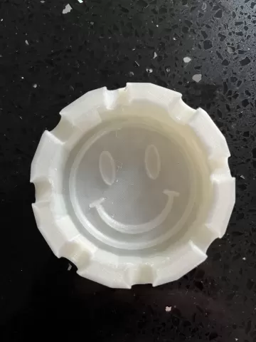 Smiley Ashtray - MCleaver