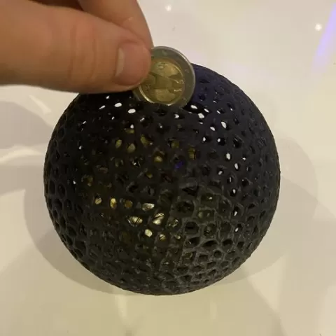 Voronoi money box