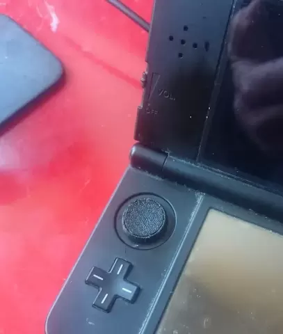 3DS_circle_pad_cap-Cut.stl
