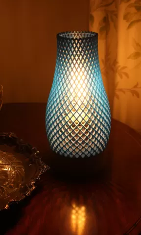 Aesthetically pleasing lamp