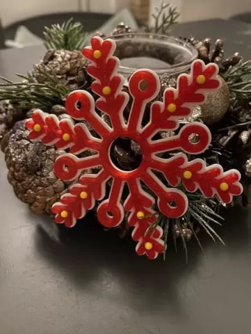 Snowflake tree ornament