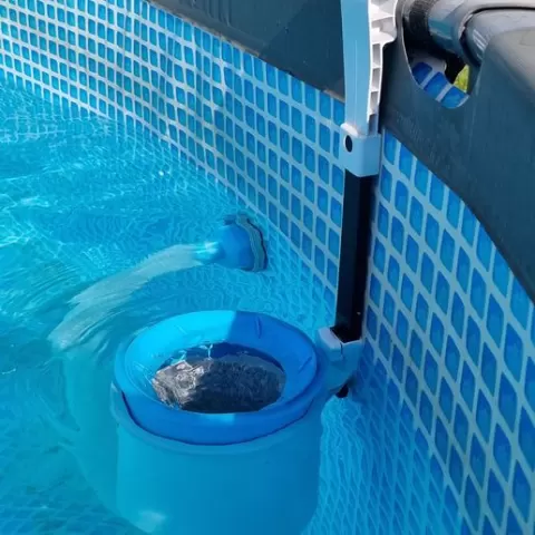 INTEX skimmer support