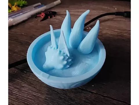 Kitsune bathing in a tea cup