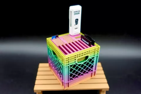 Micro SD / SD / USB Holder (75% Scale Mini Crate)