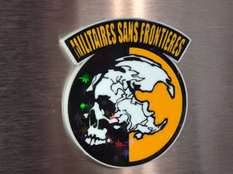 MGS - Militaires Sans Frontières magnet