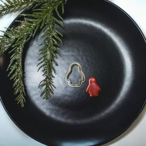 PENGUIN CLAY CUTTER, CHRISTMAS POLYMER CLAY EARRING CUTTER, HOLIDAY CLAY CUTTER, WINTER EARRING CUTTERS, CHRISTMAS CUTTER, X-MAS CUTTER, COOKIE CUTTER, CHRISTMAS COOKIE CUTTER