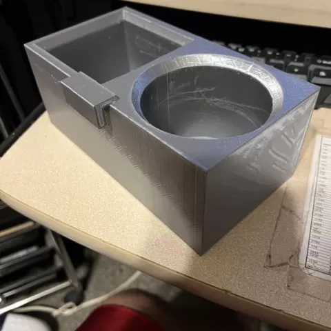 hook on cup holder
