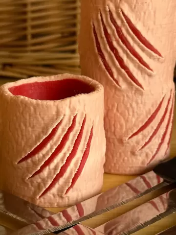 Mauled Vase (Large)
