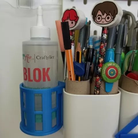 Skadis glue holder