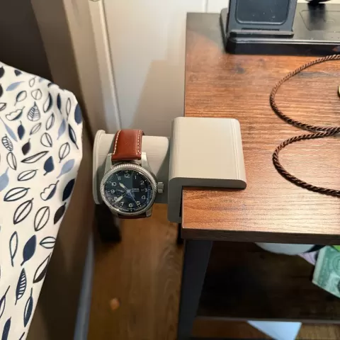 Watch Holder Table Mount - WafflezPrinting