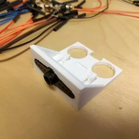 ultrasonic sensor (HC- SR04) bracket servo mounted