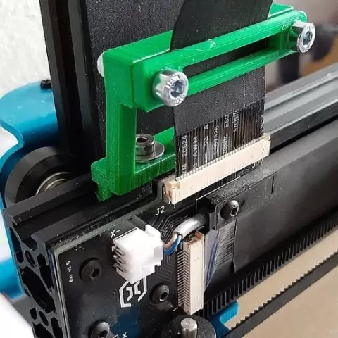 Sidewinder X1 - Z axis flat cable clamp
