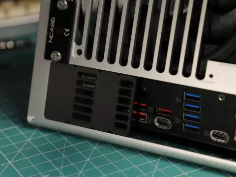 NCASE M2/M3 IO COVER