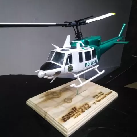 BELL 212 HELICOPTER