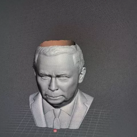 Kaczynski brush stand - milosz gregorczyk