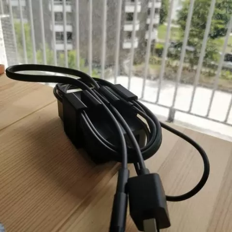 Surface Pro 6 - Power Cord Holder