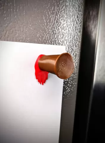 Stake magnet